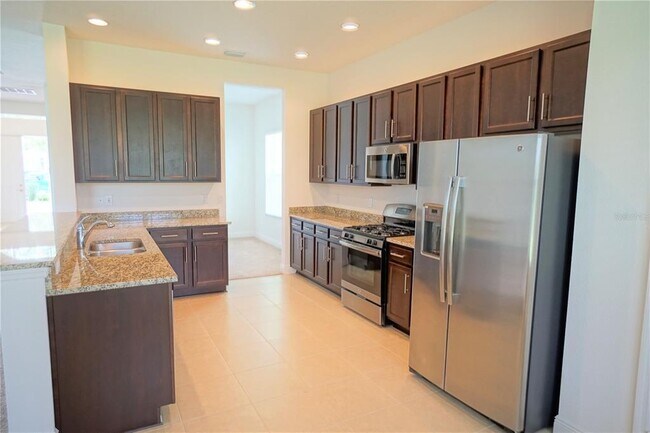 Foto del edificio - 30835 Spruceberry Ct