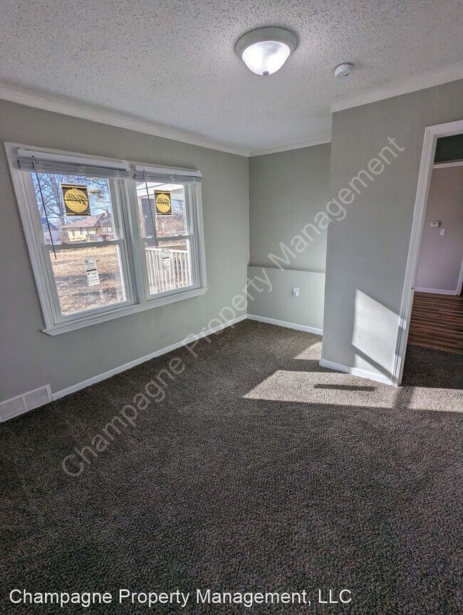 Foto del edificio - 4 br, 1.5 bath House - 5024 Lowell Dr