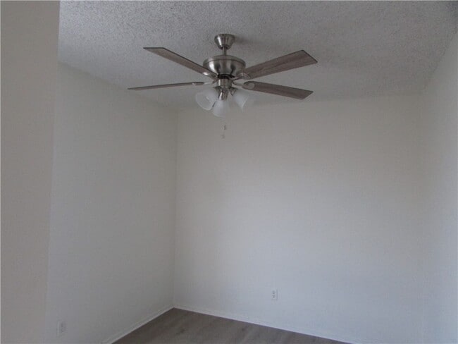 Foto del edificio - 791 Baseline Rd