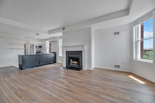 Foto del edificio - 1822 Vernon St NW