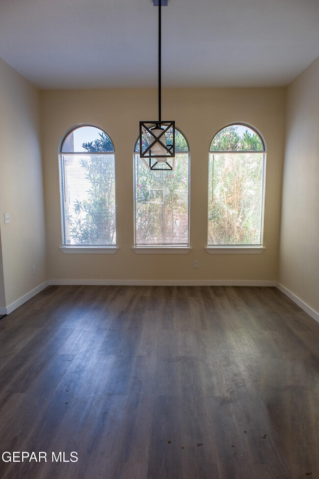 Building Photo - 14273 Hacienda Rock Dr