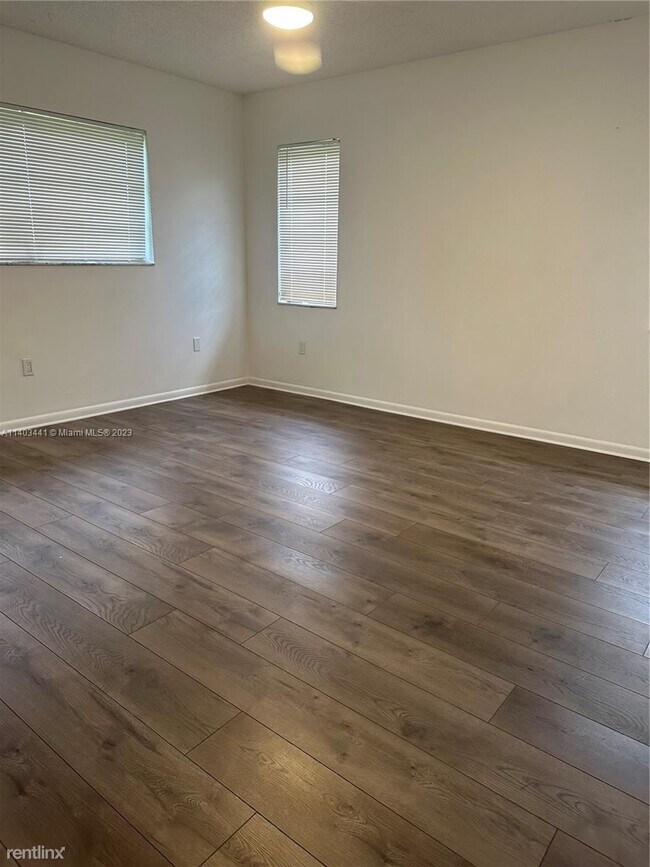Building Photo - 4 br, 2 bath House - 5740 SW 130th Ave