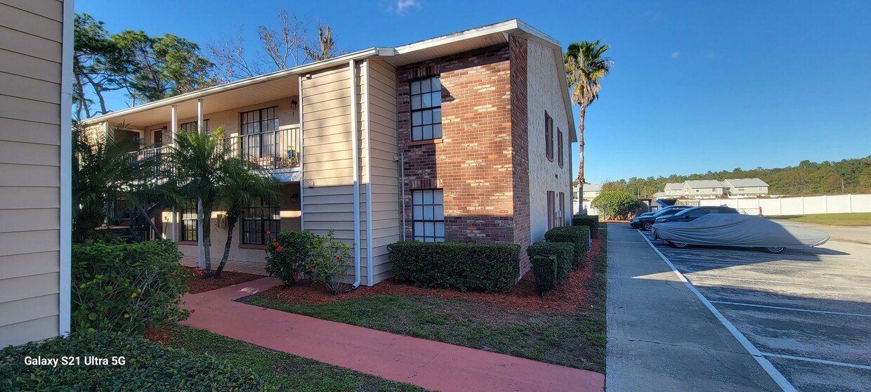 Primary Photo - Updated Condo in a Pool Comunity