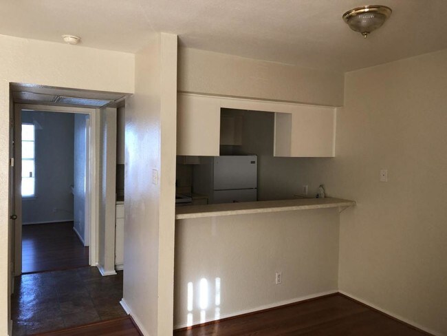 Building Photo - 2124 Sanger
