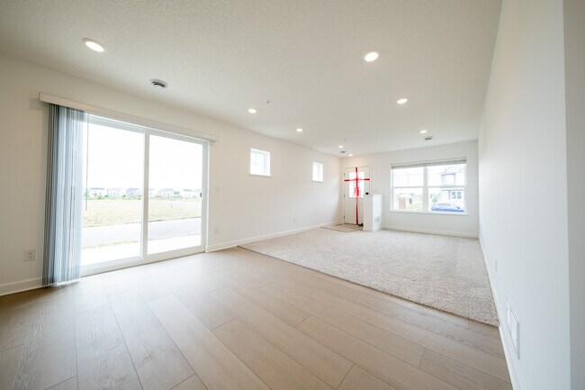 Building Photo - 15142 Archdale Ln
