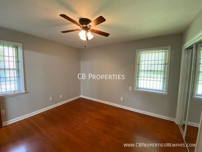 Foto del edificio - 1315 Dolan Dr