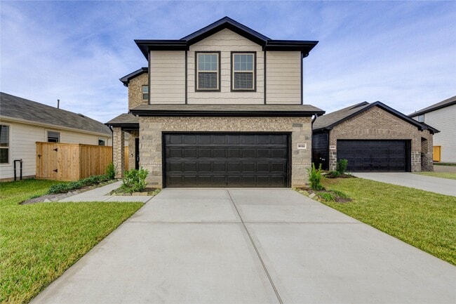 Building Photo - 16132 Holly Laurel Mnr