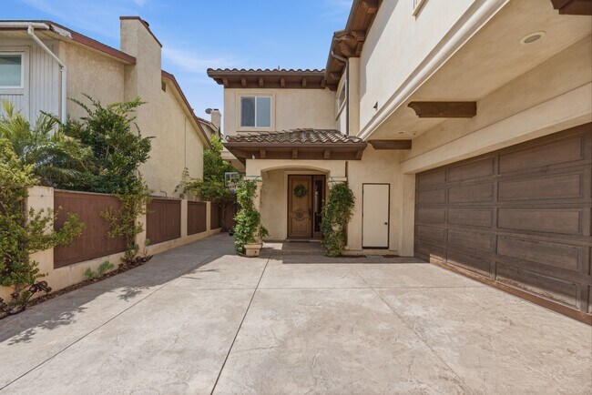 Foto del edificio - 1718 Harriman Ln