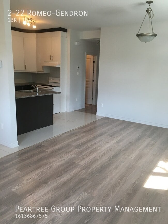 Photo du bâtiment - Right in the heart of Aylmer