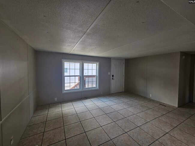 Foto del edificio - 3118 Dudley Rd