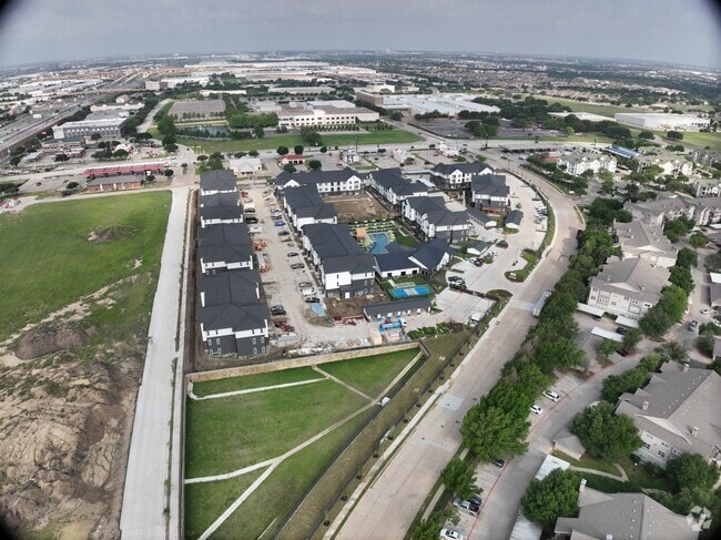 3D Exterior - Range Vista