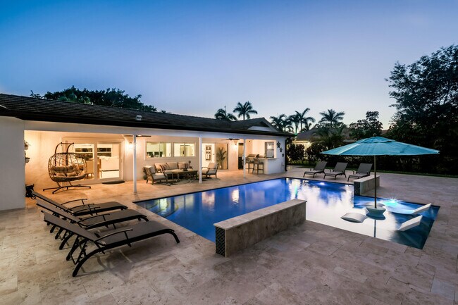 Foto del edificio - 3127 Sherwood Blvd