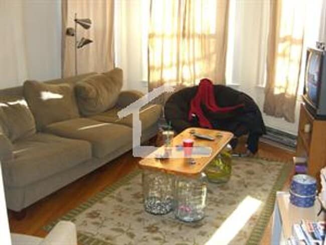Building Photo - HOT BROOKLINE LISTING!!!!!