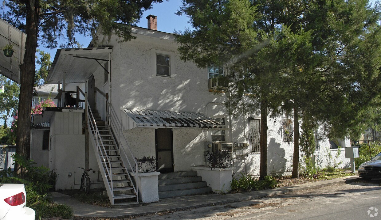 Building Photo - 1508 NW 1st Ln