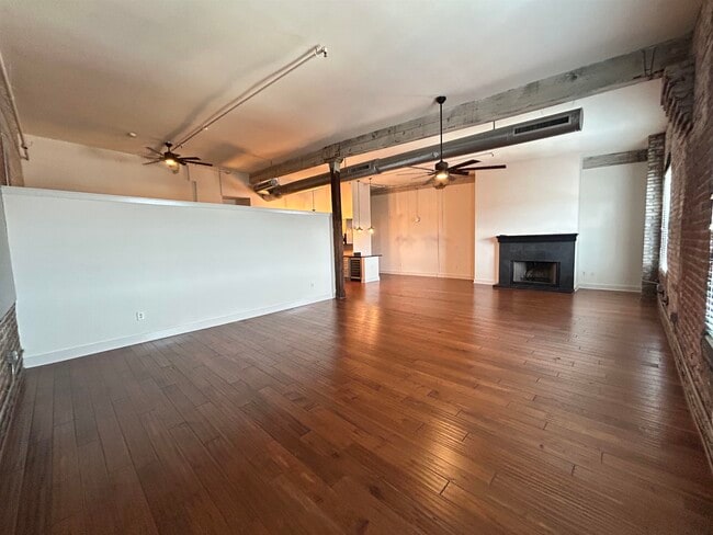 Building Photo - 505 Tennessee St