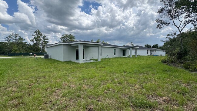 Foto del edificio - 2232 Fernwood St