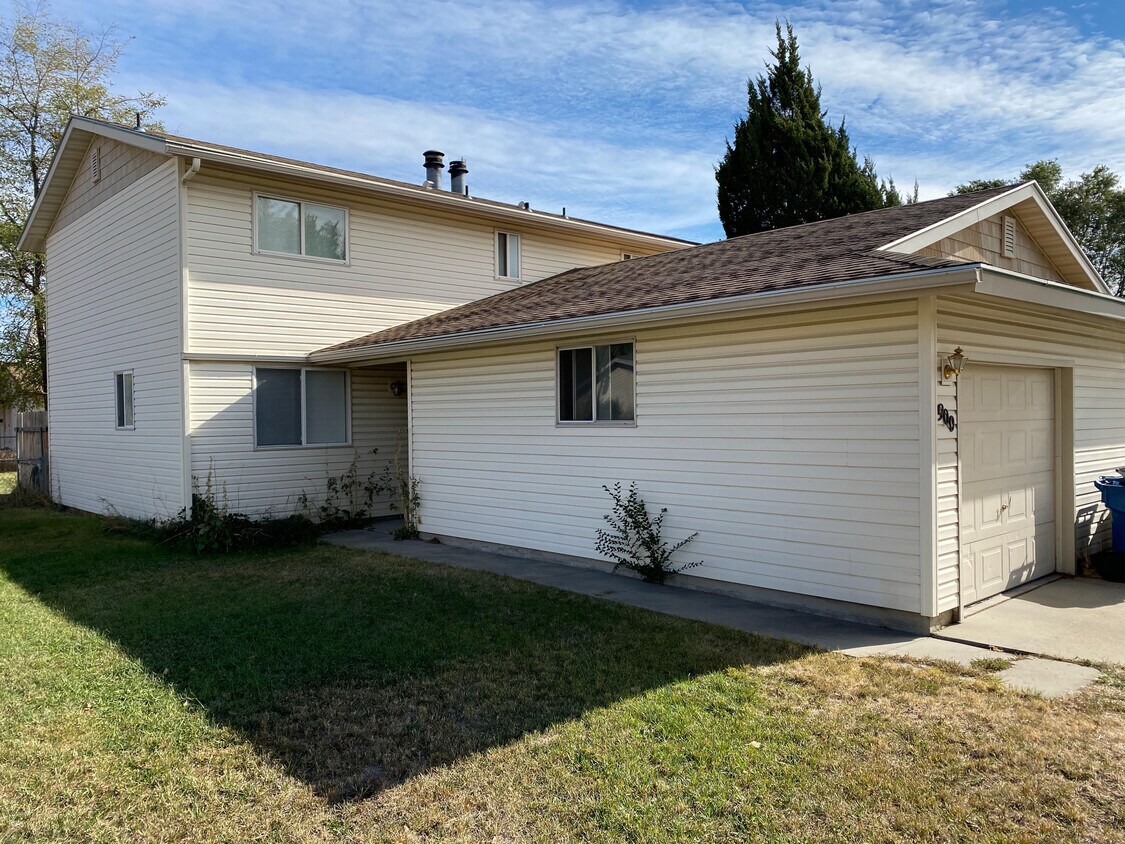 900 S Wild Phlox Way, Boise, ID 83709 House Rental in Boise, ID