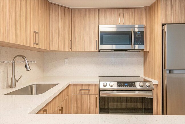 Foto del edificio - 995 SW 84th Ave