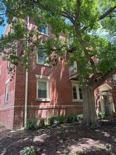 Building Photo - 1407 E Abingdon Dr