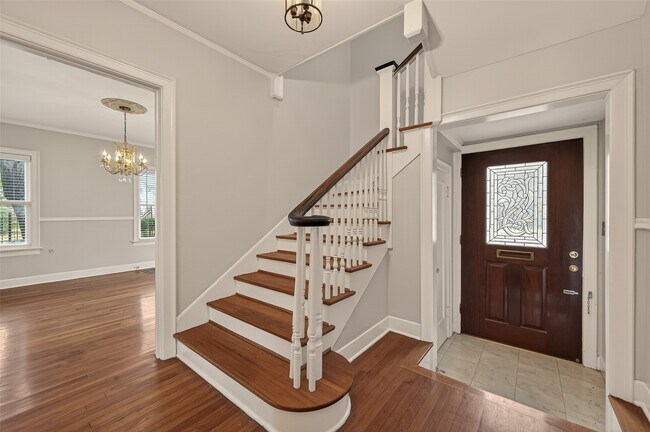 Foto del edificio - 7128 Staffordshire Blvd