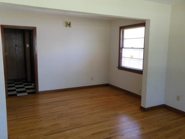 Foto del edificio - 7536 Epperson Ave