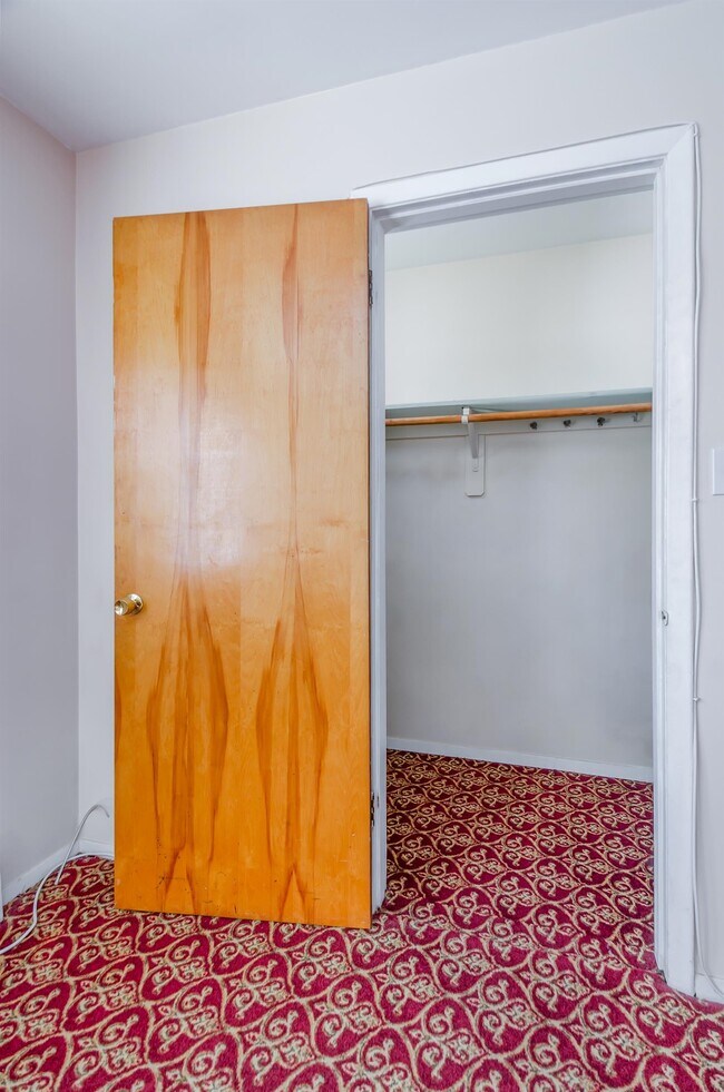 Foto del edificio - 129 Garfield Ave