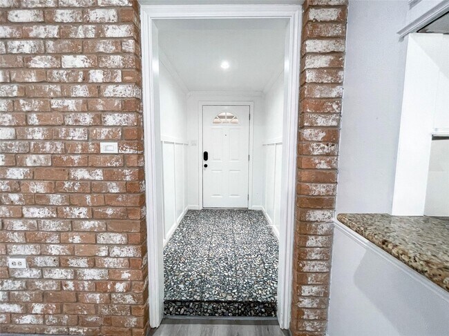 Foto del edificio - 21603 Park Wind Ct