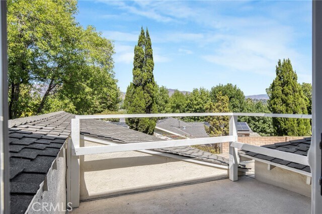 Foto del edificio - 19101 Kingsbury St