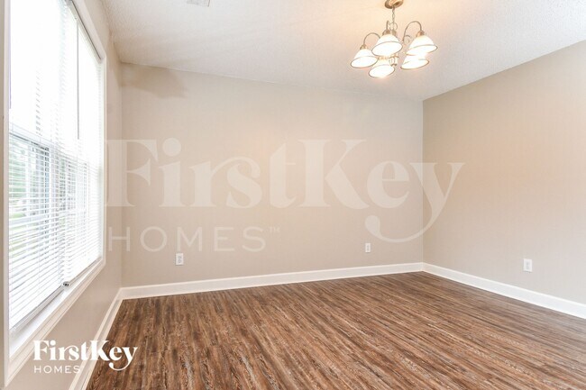 Foto del edificio - 1405 Somerset Crossing Ln