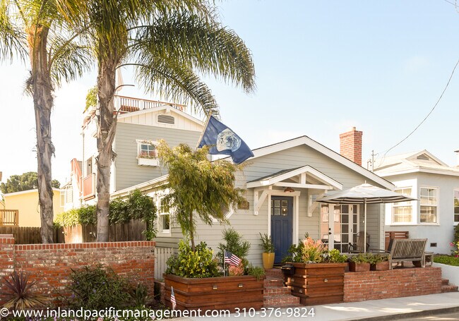 Building Photo - Exquisitely Remodeled Craftsman Style Home