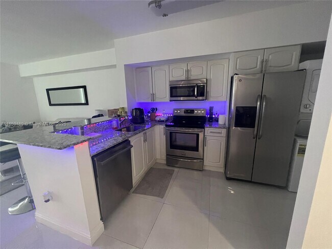 Foto del edificio - 5077 NW 7th St