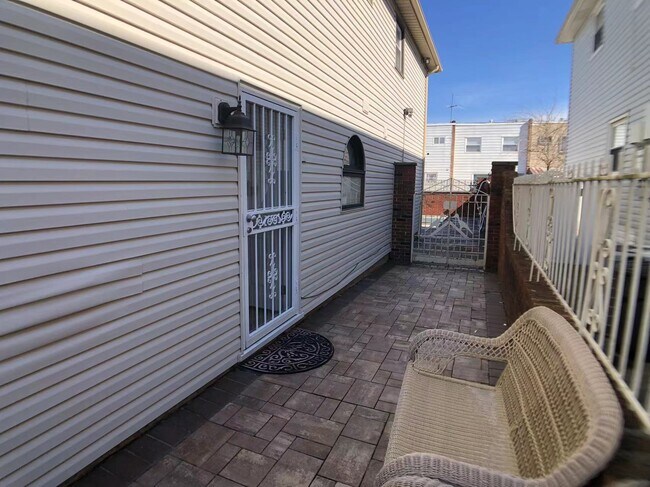 Foto del edificio - 225 Arlene St