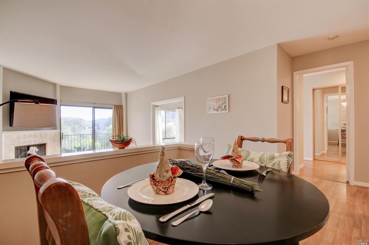 Foto principal - 572 Seaver Dr