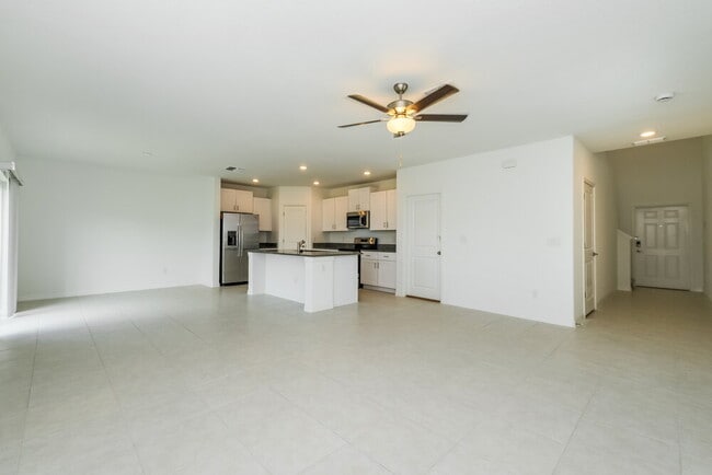 Building Photo - 17854 Beaming Rays Ln