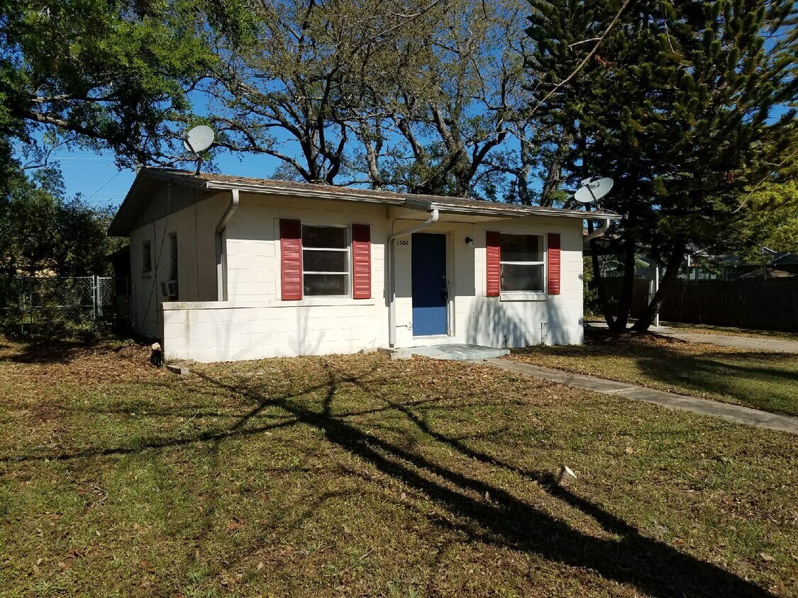 1300 Fountainhead Dr, Deltona, FL 32725 House Rental in Deltona, FL