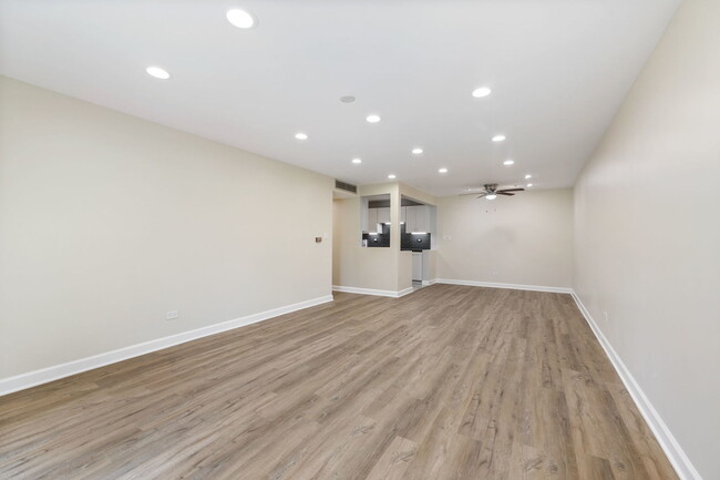Building Photo - 940 Beau Dr