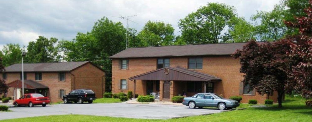 Primary Photo - 319 Pendleton Dr