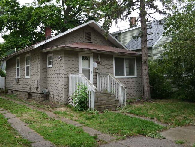 Building Photo - 1217 Maryland ave