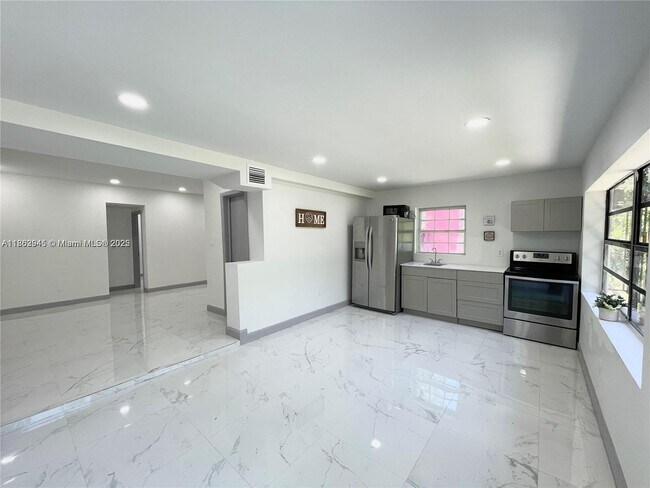 Foto del edificio - 11730 NW 22nd Ct