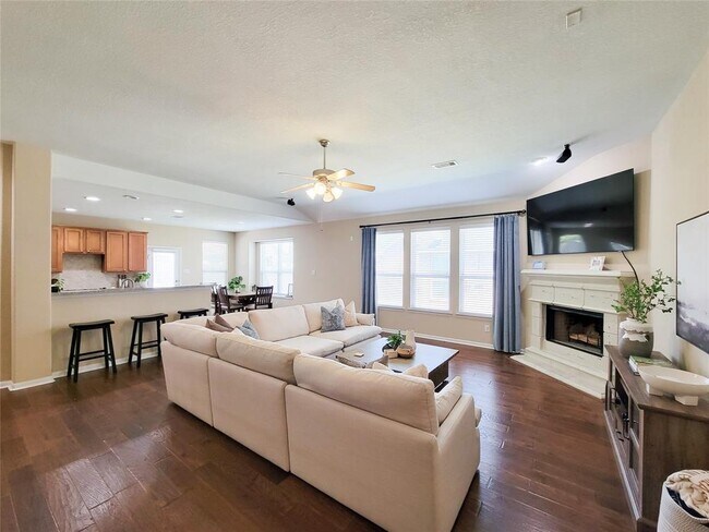 Foto del edificio - 17110 Tupelo Garden Cir