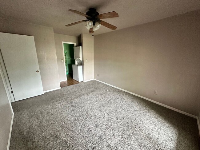 Foto del edificio - 1 bed/1 bath condo in OKC