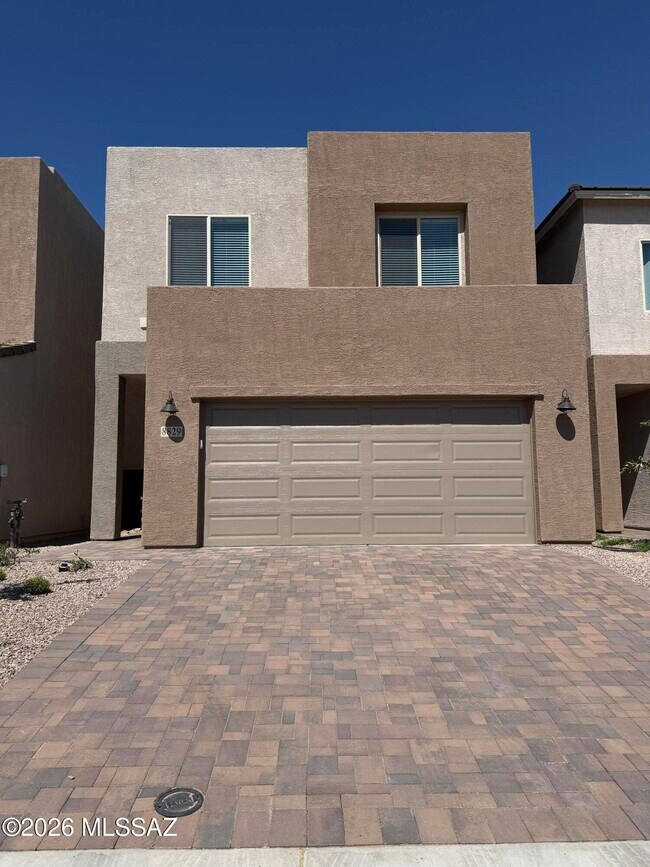 Foto del edificio - 8829 N Sherry Cervi Wy