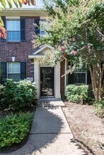 Building Photo - 4074 Kyndra Cir