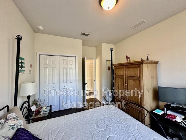 Foto del edificio - 907 Chase Creek Cir