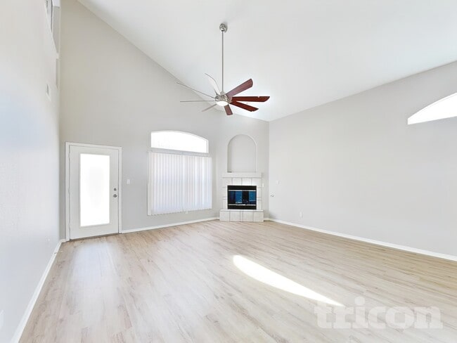 Building Photo - 5901 Storyteller Rd NW