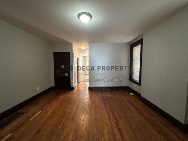 Foto del edificio - 4546 Virginia Ave