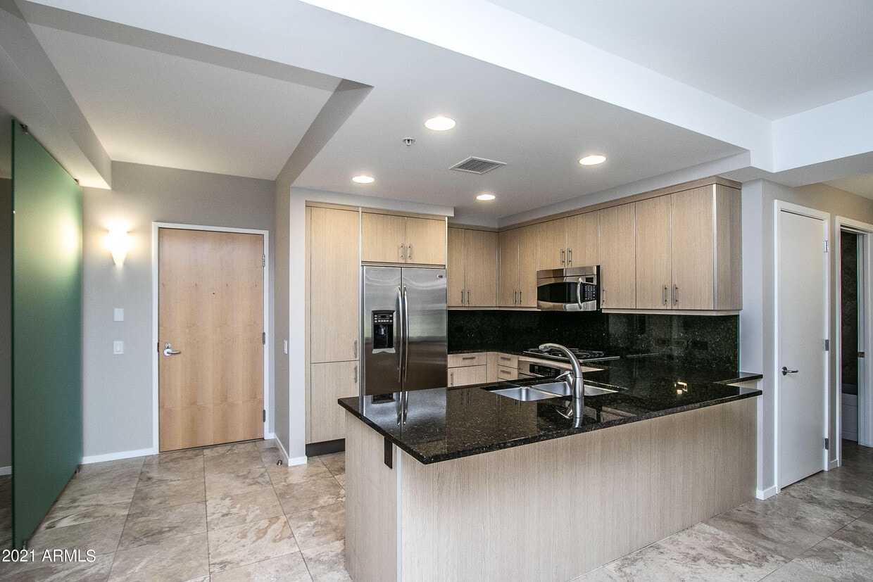 7117 E Rancho Vista Dr Unit 5007, Scottsdale, AZ 85251 Apartment for