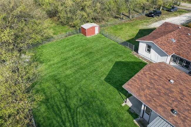 Foto del edificio - 5748 N Graham Rd