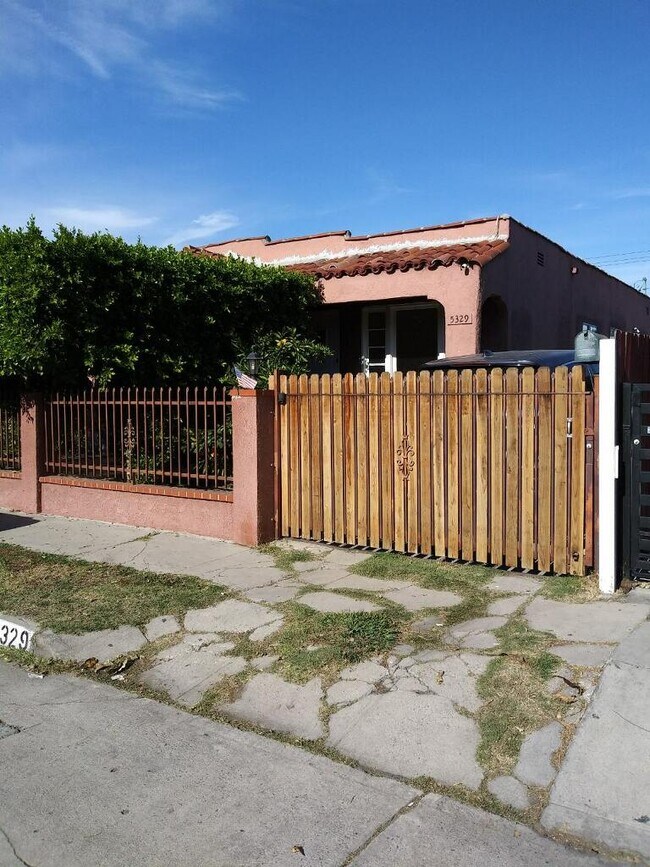 Building Photo - 5329 Geer St