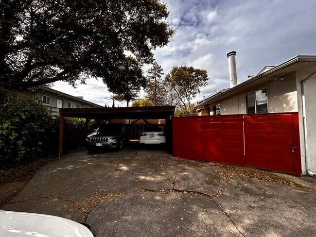 Covered carport - 3311 Nicol Ave